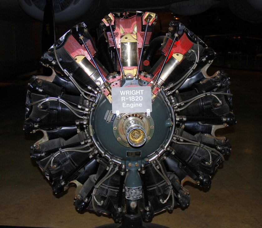 Wright r-1820