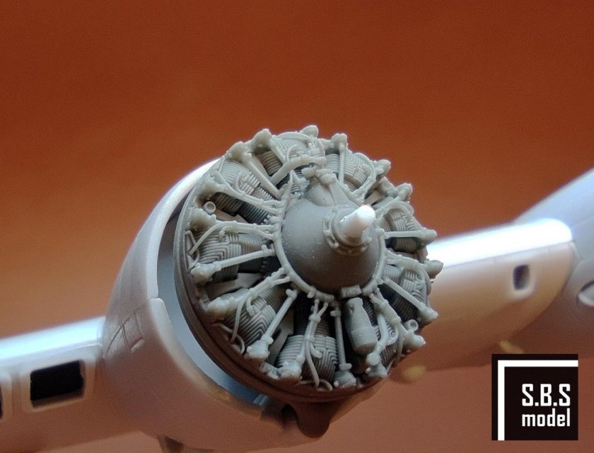 Поршневой двигатель