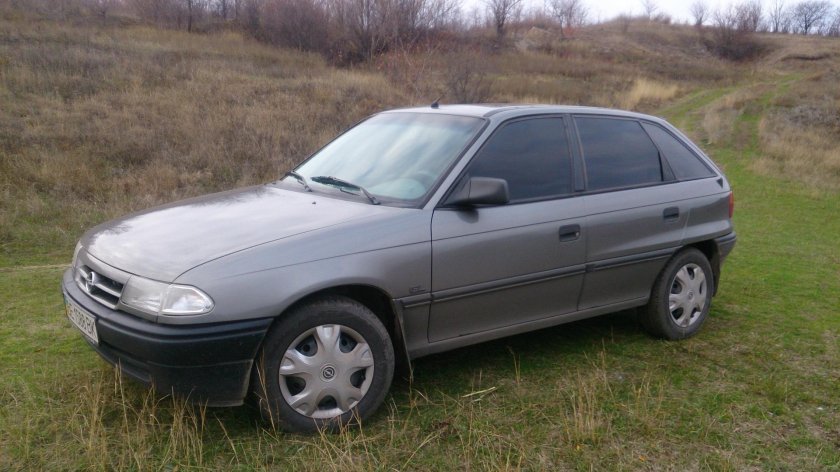 Opel astra 1995 хэтчбек
