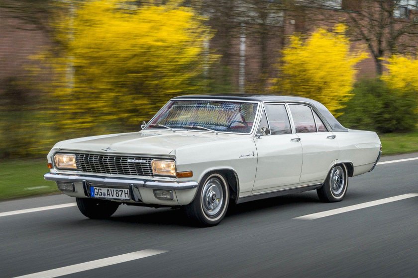 Opel Admiral 1977