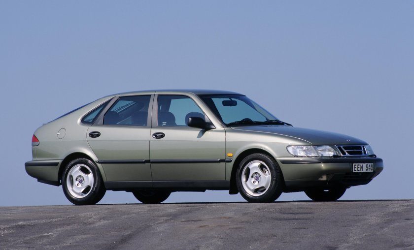 Сааб 900s