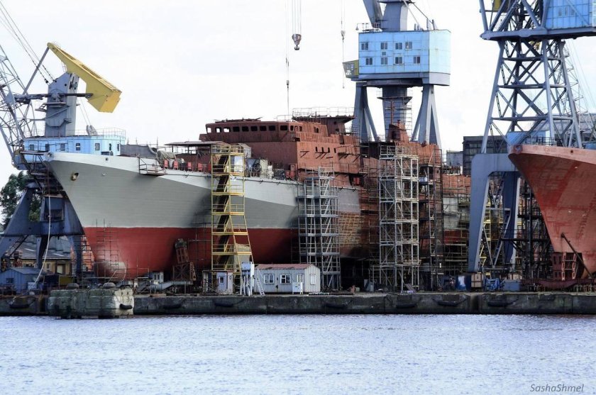 Судостроительный завод янтарь