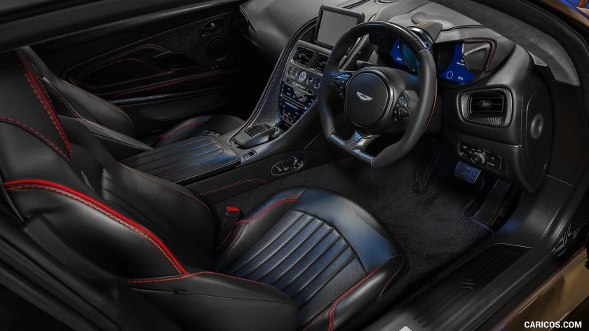 Aston Martin DBS Superleggera салон