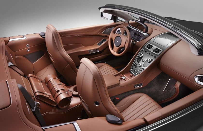 Aston Martin Vanquish салон