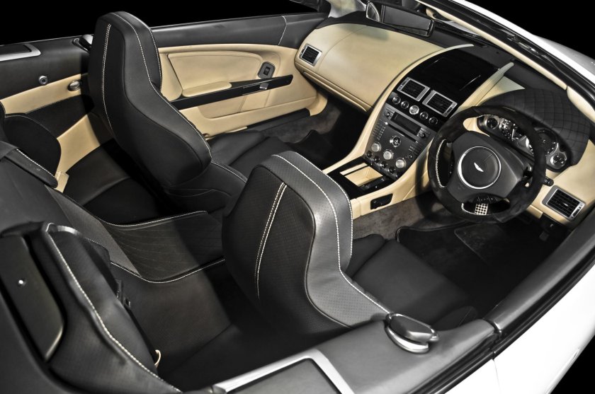 Aston Martin db9 салон