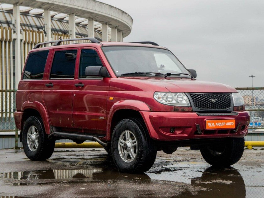 Машина уаз patriot