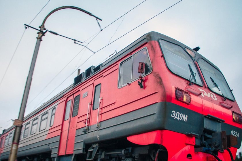 Новый электропоезд 'l