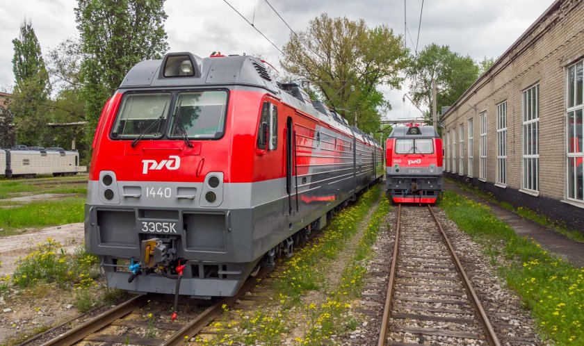 4эс5к электровоз