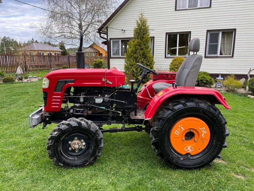 Китайский трактор шифенг 240