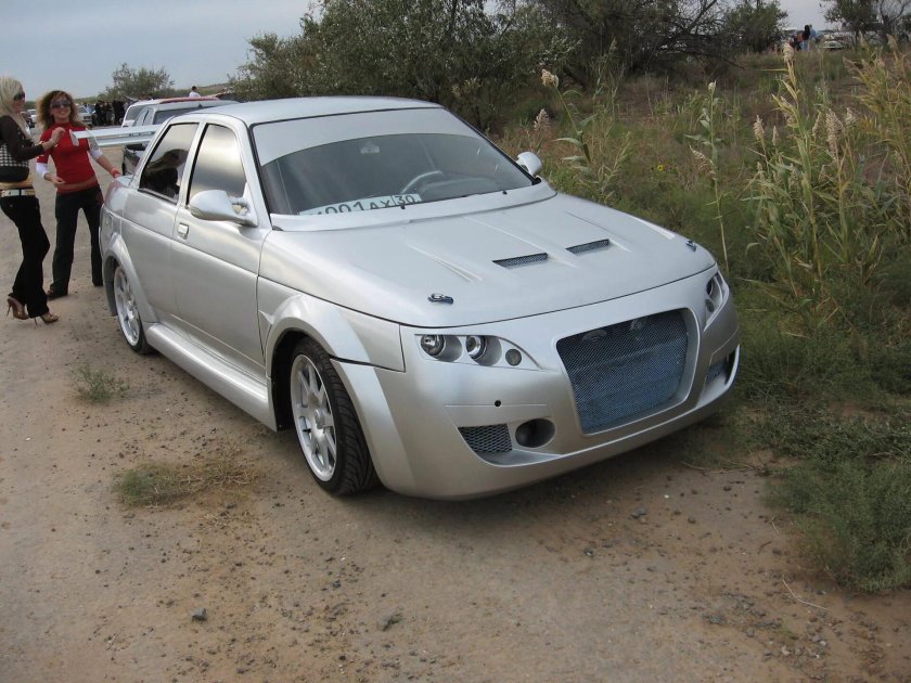 Тюнингованный ВАЗ 2110