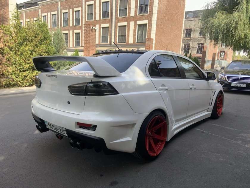 Lancer 10 Accolade gt 400