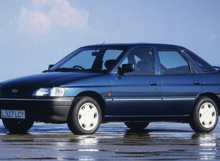 Ford хэтчбек 1990