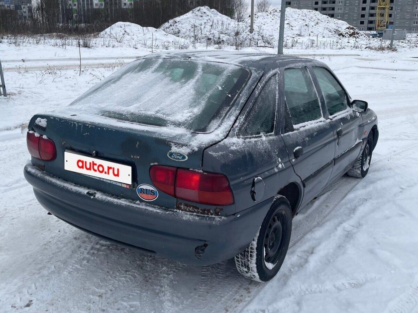 Форд эскорт. 1996 5 поколение