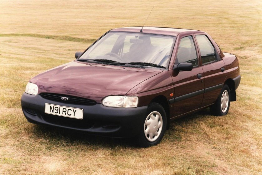 Форд эскорт. 1996 5 Поколение