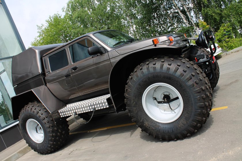 Нива Бронто болотоход