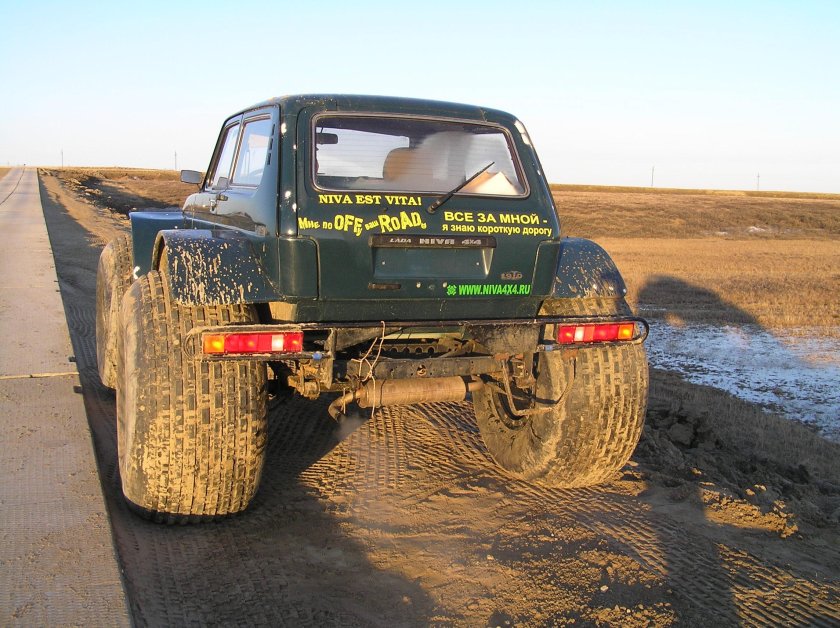 Нива Бронто болотоход