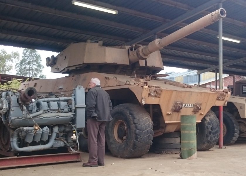 Колесный танк бисмарк ЮАР class 3p
