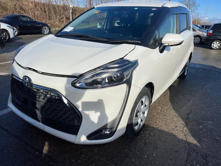 Тойота сиента