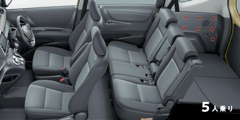 Тойота Сиента 2019 салон