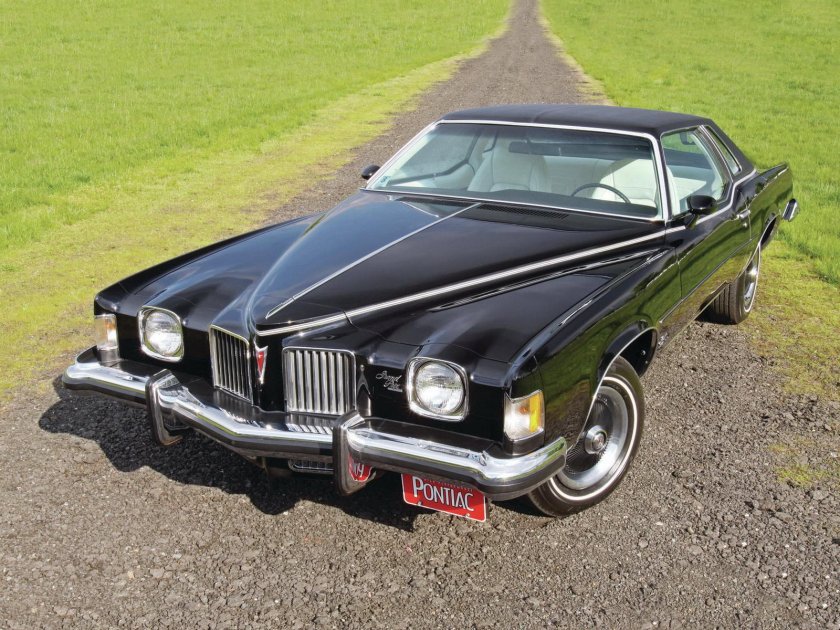 Понтиак машина
