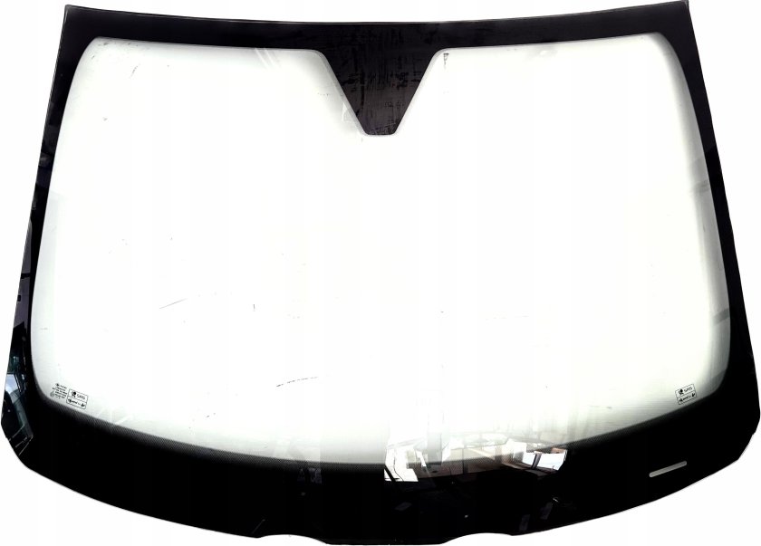 Стекло лобовое volvo