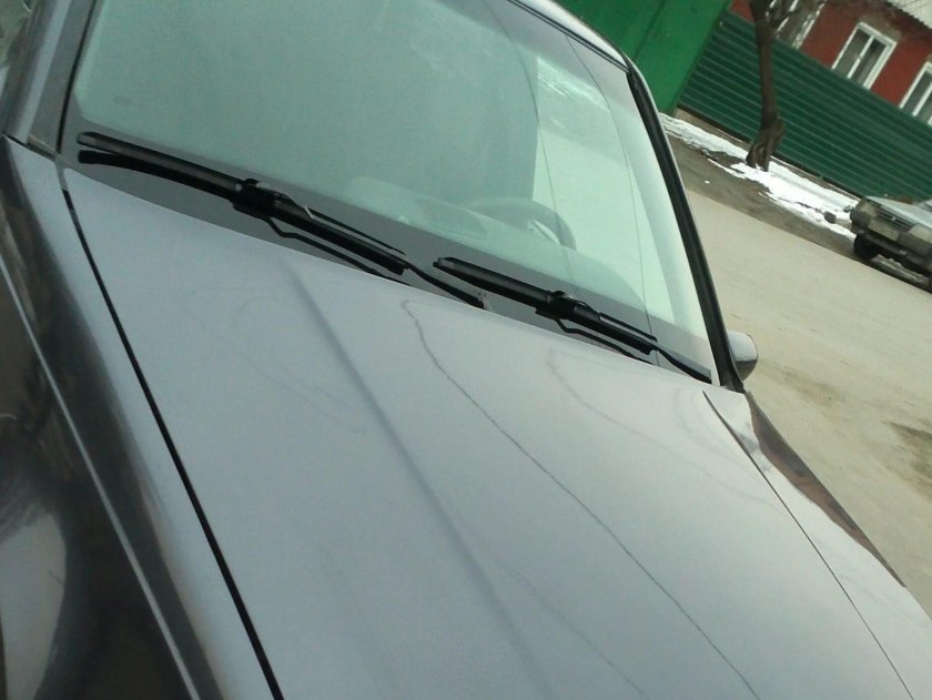 Лобовое стекло Вольво 460