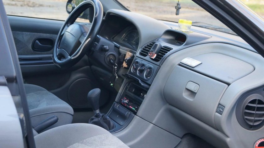 Рено Лагуна 1 салон