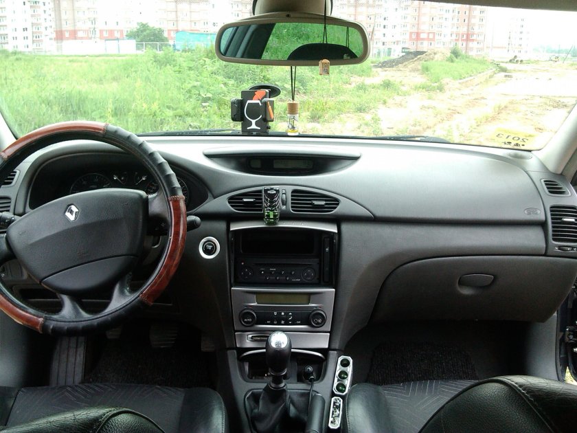 Рено лагуна 2 салон