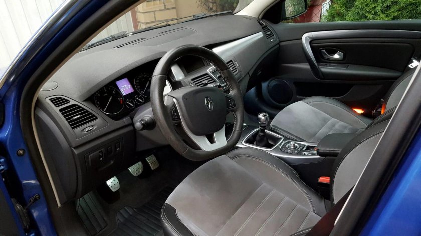 Renault Laguna 2008 салон