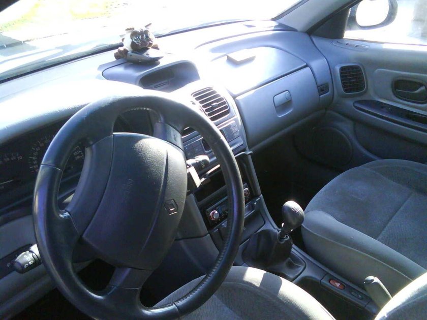 Рено Лагуна 1999