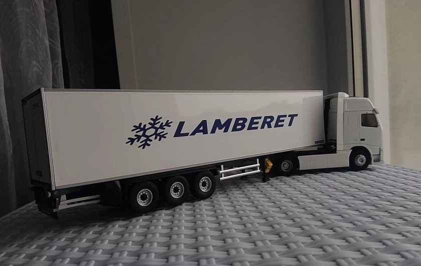 Eligor 1/43 Volvo FH