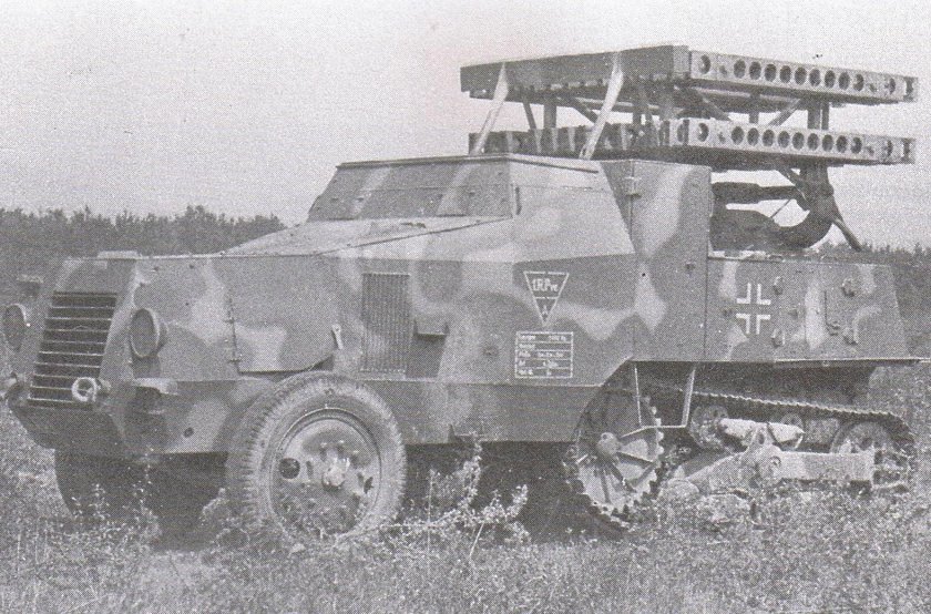 SD KFZ 251/2 миномет