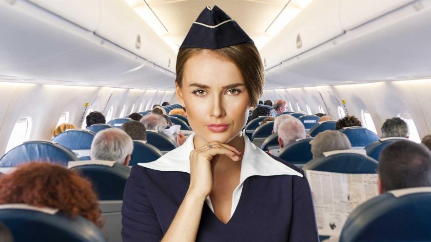 Бортпроводница в самолете