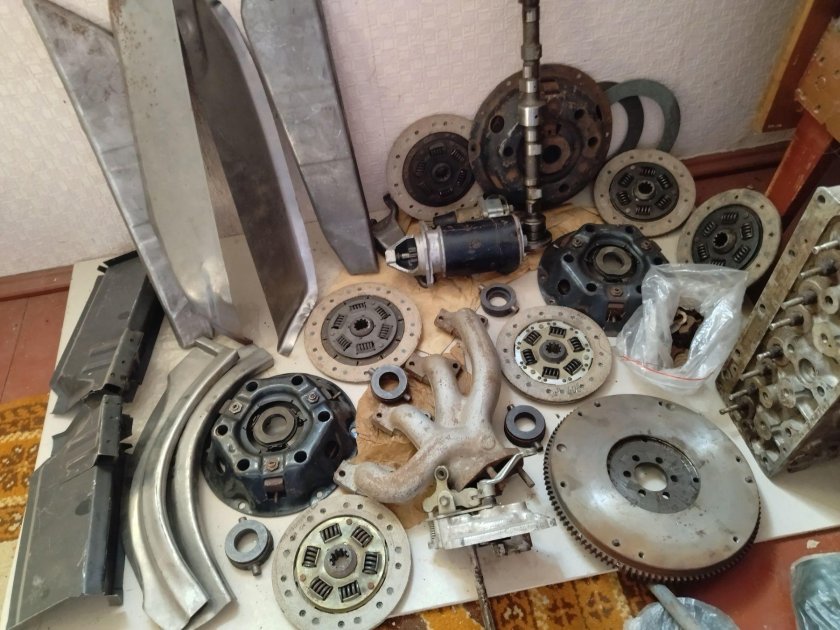 Запчасти москвич 400