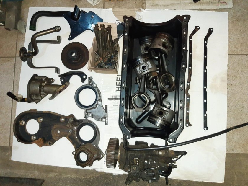 Запчасти двигателя