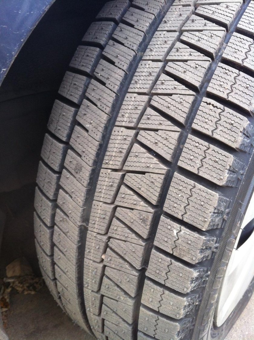 Bridgestone blizzak revo gz