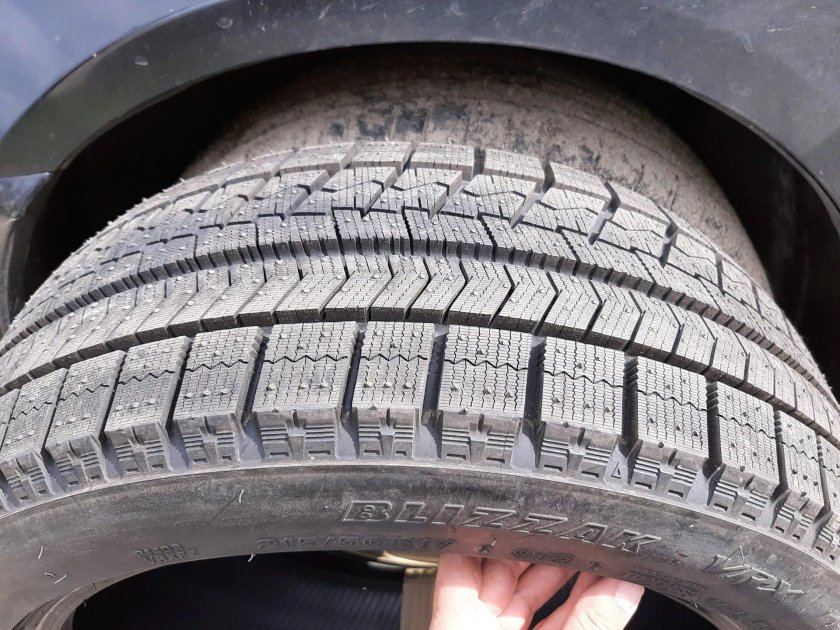 Bridgestone Blizzak vrx2