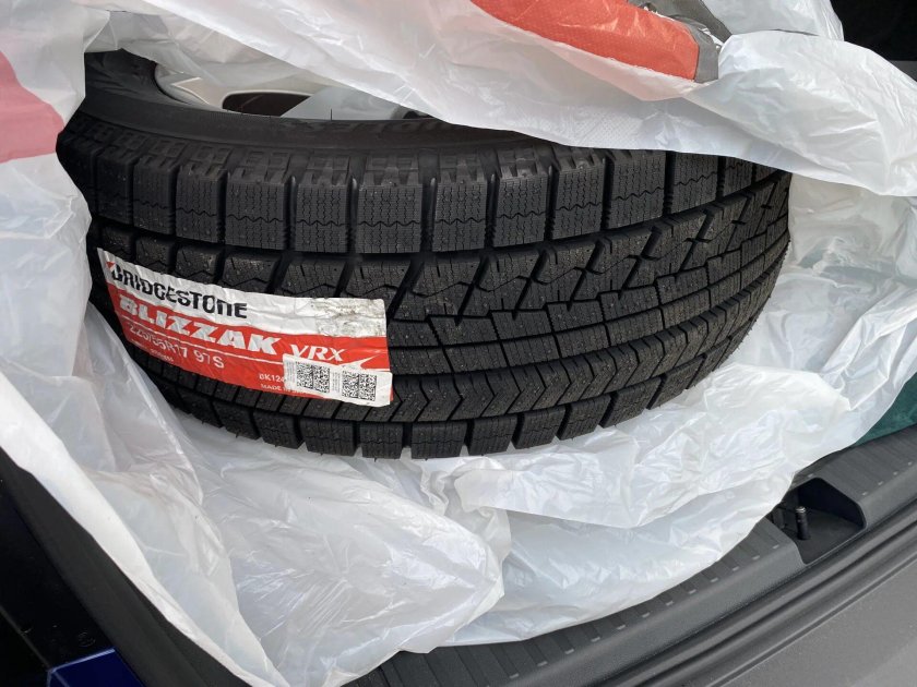 Bridgestone Blizzak VRX