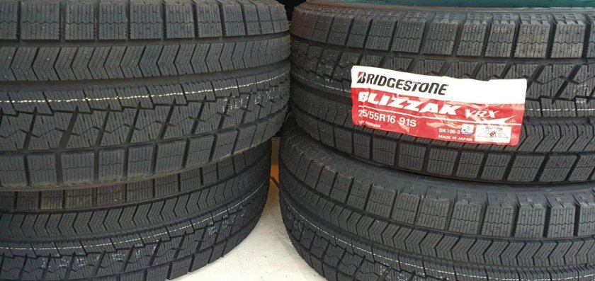 Bridgestone Blizzak VRX 205/55 r16