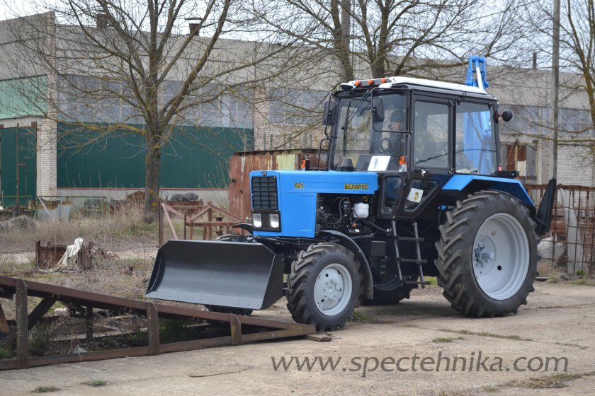 Экскаватор петушок ЭО 2621