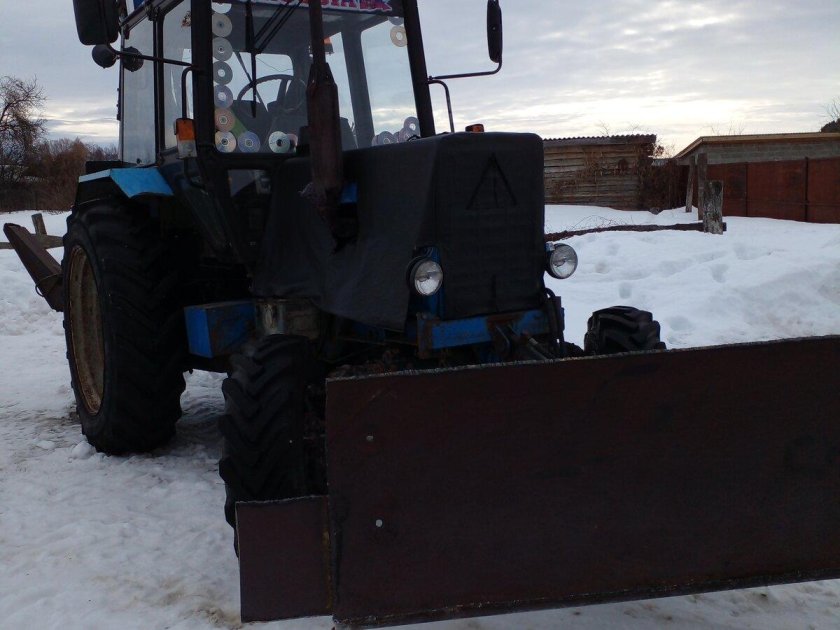 Отвал бульдозерный гидроповоротный трактор мтз-82.1
