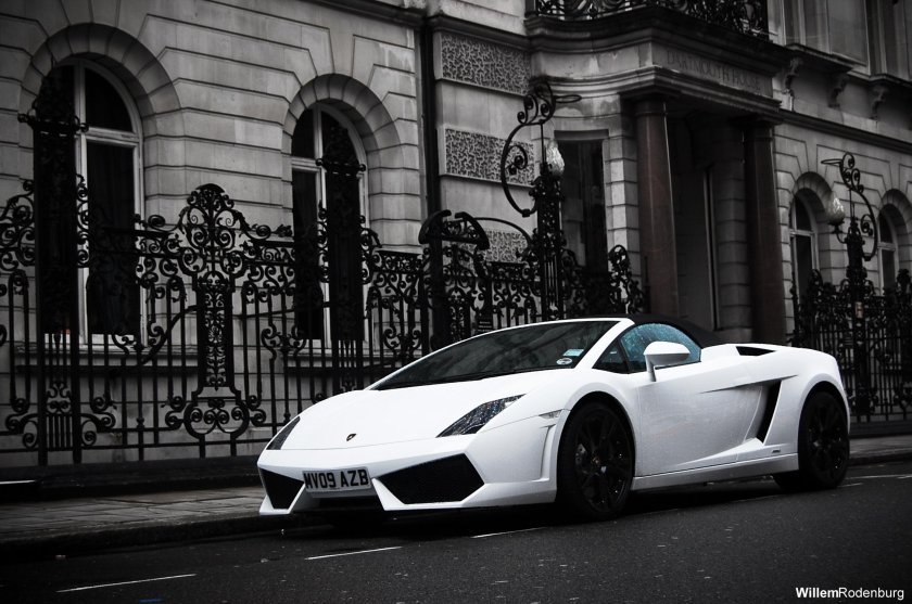 Ламборджини Галлардо белая