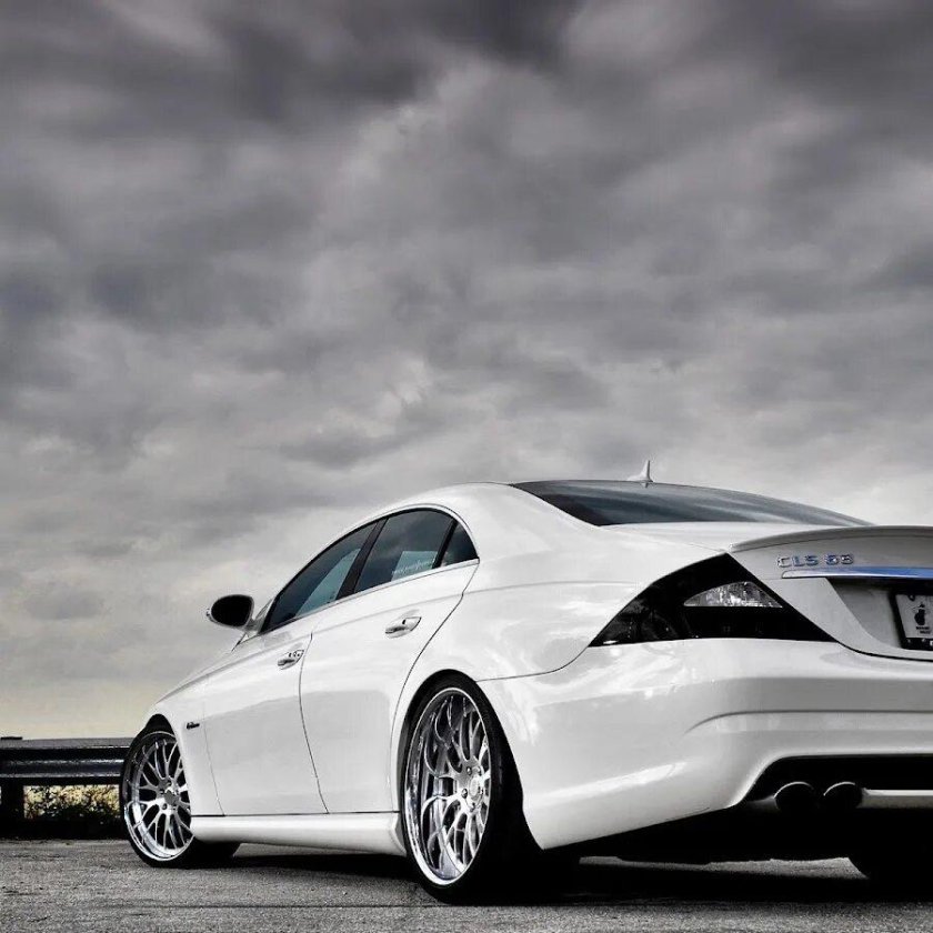 Mercedes Benz CLS 63 AMG