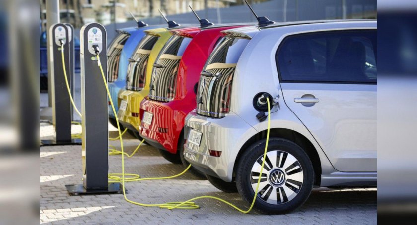 Автомобиль volkswagen