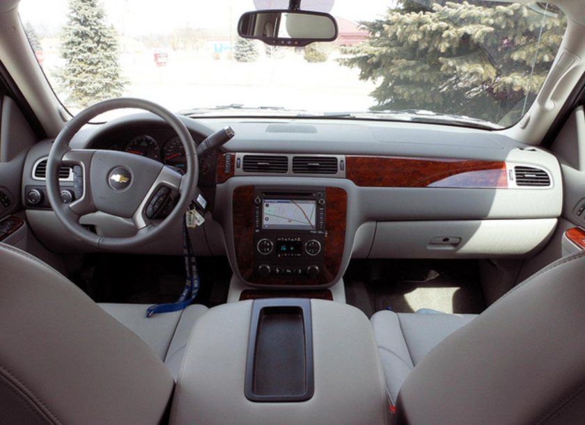 Chevrolet Avalanche 2 салон