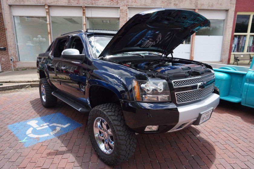 Chevrolet avalanche 2001 2006