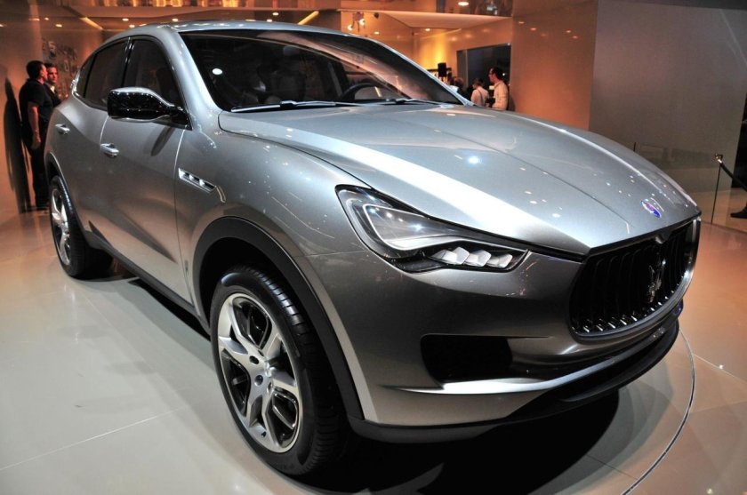 Мазерати SUV