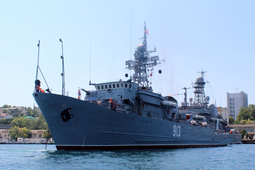 Морской тральщик Ковровец