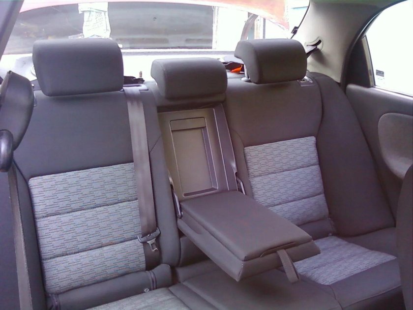 Шкода Октавия а5 салон задний ряд