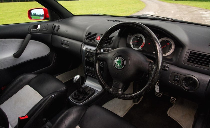 Skoda octavia tour салон